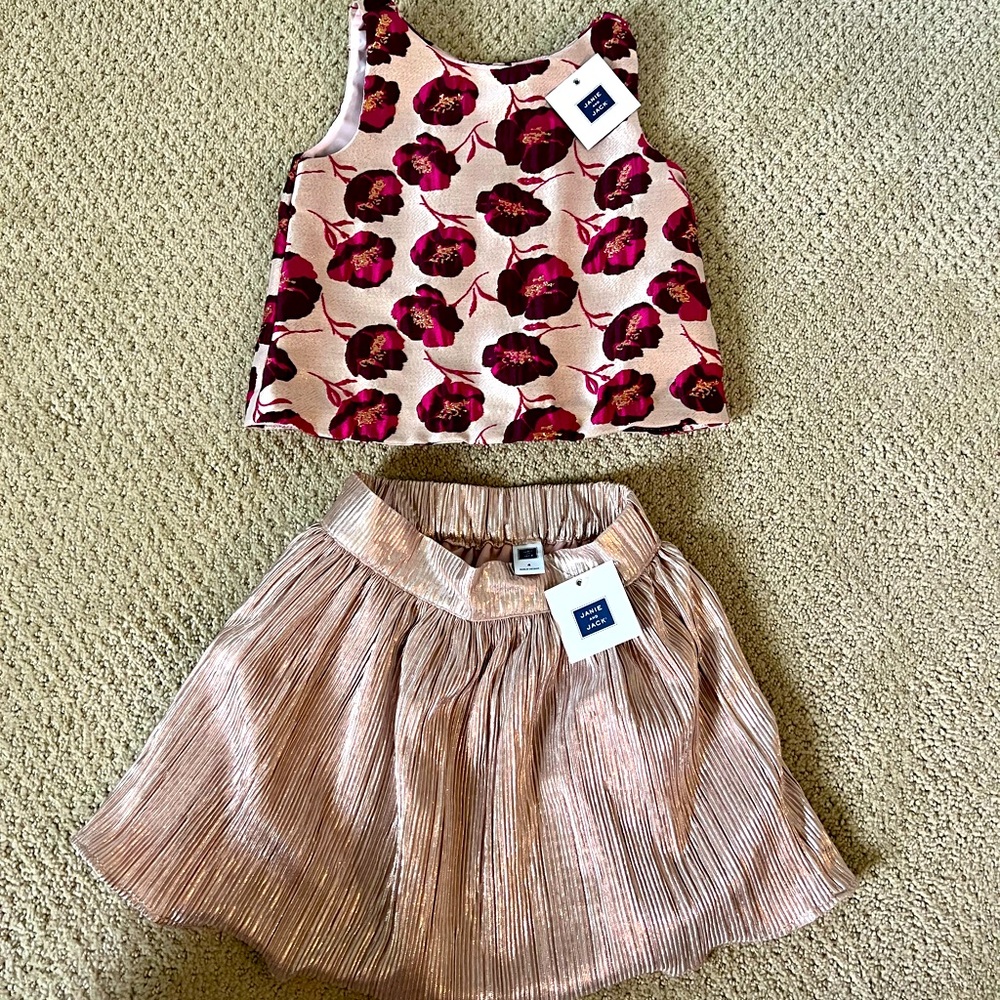 Beautiful girls skirt and shirt. Brand New.